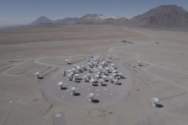 eng Una nueva producción audiovisual de AUI/NRAO nos transporta de regreso a ALMA