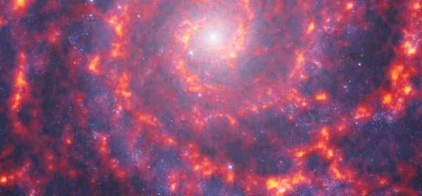 ¿Qué revelan 100.000 fábricas de estrellas en 74 galaxias sobre formación estelar en el Universo?