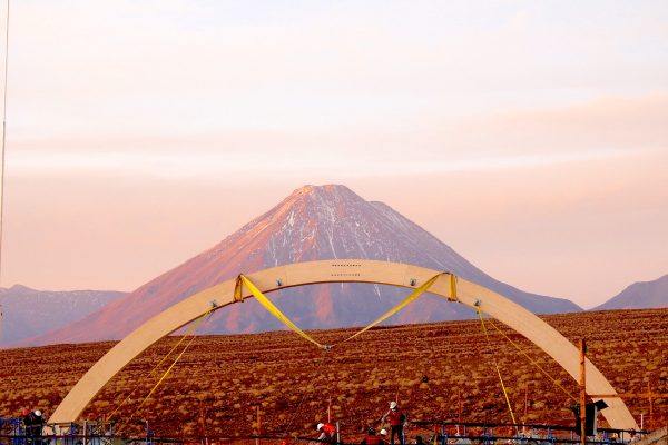 Por inaugurar en 2023, en San Pedro de Atacama: Fundación Nacional de Ciencia de los Estados Unidos construye multicancha con infraestructura de vanguardia en el Observatorio ALMA